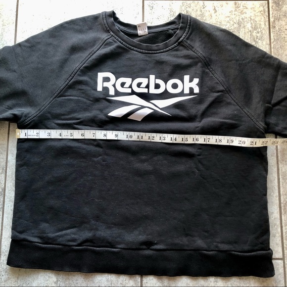 Reebok Big letter Sweater Pullover - Picture 9 of 9